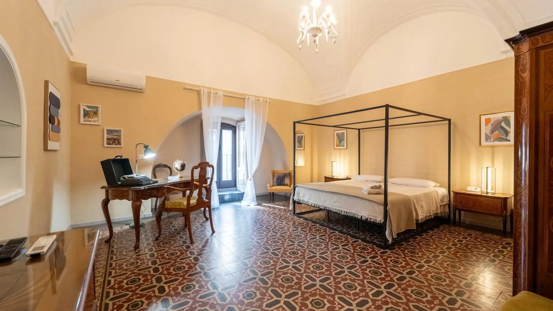 La Dimora Degli Attori Apartment Catania 0*,
